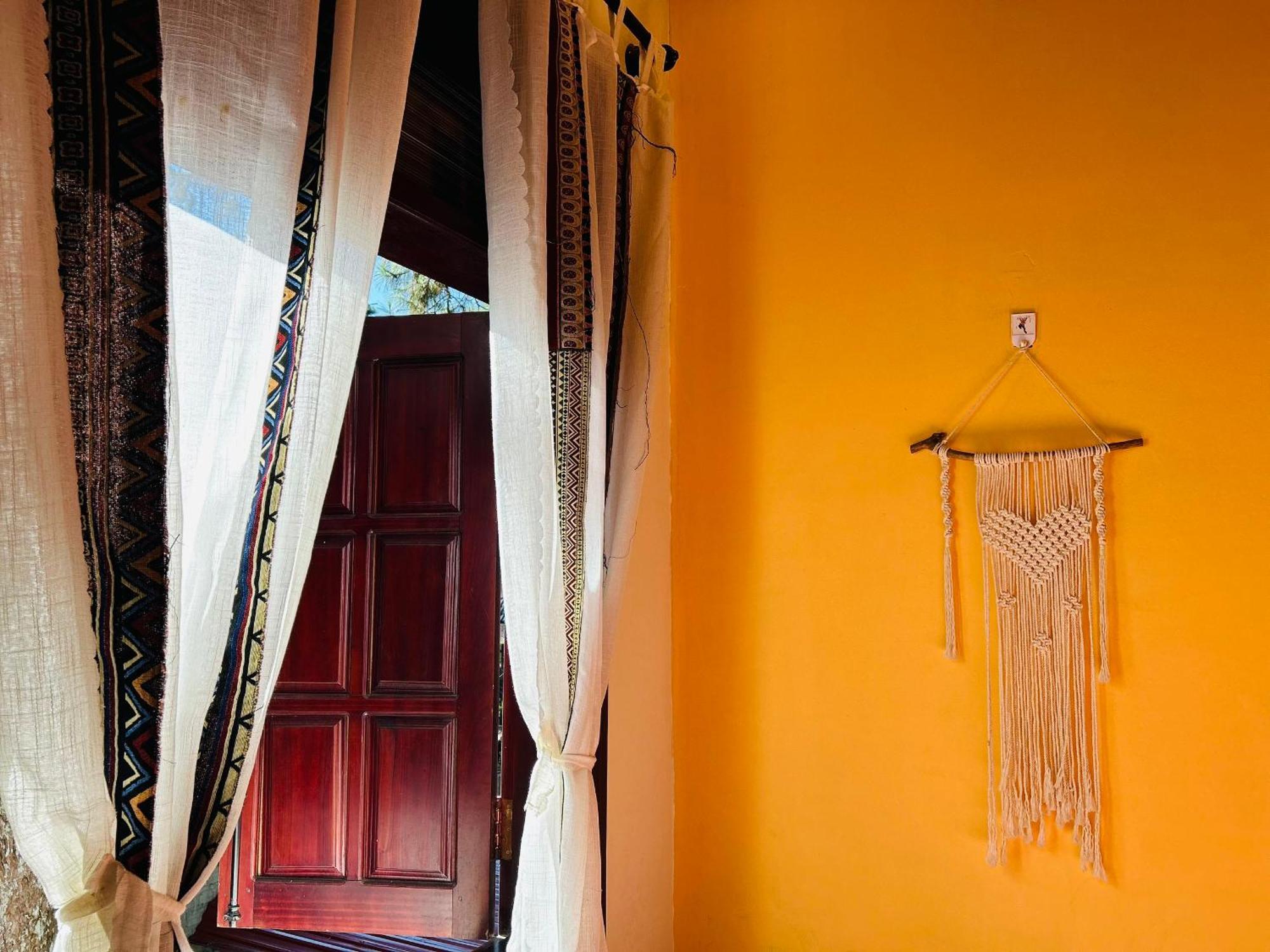 Chino Homestay Mang Den - Villa Tai Mang Den Kon Tum Eksteriør billede